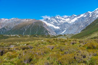 Aoraki Dağı 'ndaki Sefton Dağı / Yeni Zelanda' daki Cook Dağı Ulusal Parkı