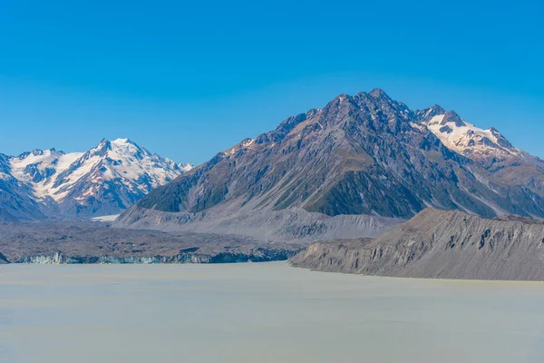 新西兰Aoraki Cook国家公园塔斯曼冰川和塔斯曼湖 — 图库照片