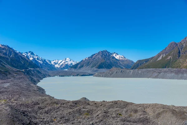 新西兰Aoraki Cook国家公园塔斯曼冰川和塔斯曼湖 — 图库照片