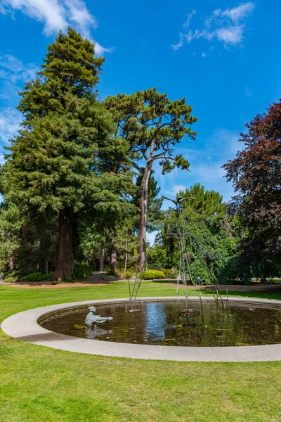 Fuente Con Una Escultura Los Jardines Botánicos Christchurch Nueva Zelanda — Foto de Stock