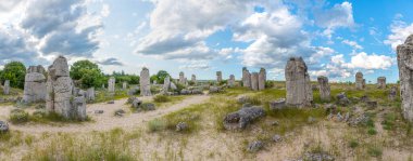 Varna yakınlarındaki Taş Ormanı, Bulgari