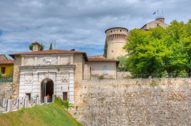 İtalya 'daki Brescia kalesinin manzarası