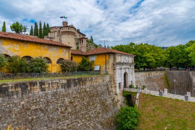 İtalya 'daki Brescia kalesinin manzarası