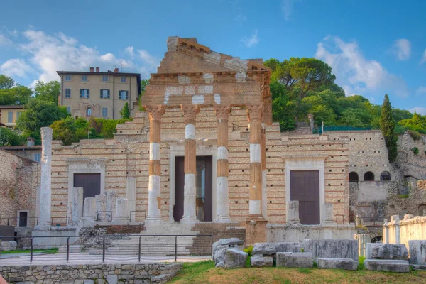 İtalya 'nın Brescia kentindeki Tempio Capitolino kalıntıları