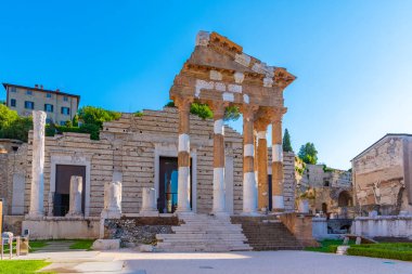 İtalya 'nın Brescia kentindeki Tempio Capitolino kalıntıları