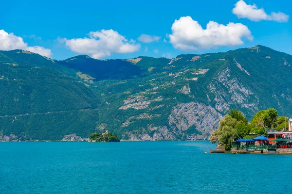 Palazzo Sull Isola Loreto Sul Lago Iseo Italia — Foto Stock