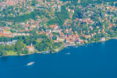 Villa Erba 'nın İtalya' daki Como Gölü 'ndeki hava manzarası