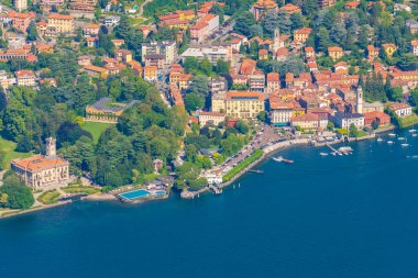 Villa Erba 'nın İtalya' daki Como Gölü 'ndeki hava manzarası