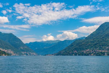 Como Gölü İtalya 'da bir feribottan izlendi.