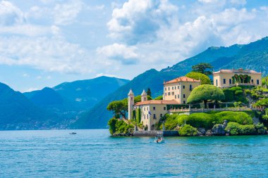 Villa del Balbianello İtalya 'daki Como Gölü' nde