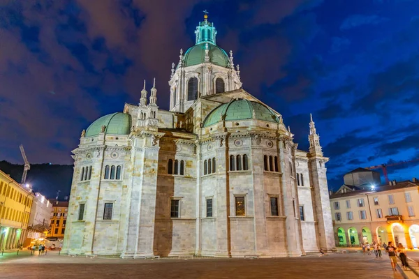 Noční Pohled Katedrálu Santa Maria Assunta Como Itálie — Stock fotografie