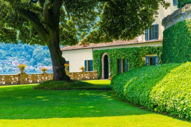 Villa del Balbianello 'daki bahçeler Como Gölü, İtalya