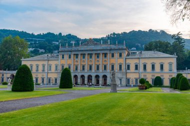 Como, İtalya 'da muhteşem bir villa.