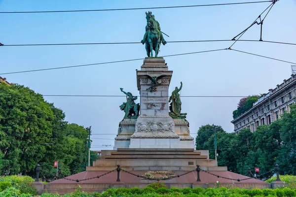 Statua Giuseppe Garibaldi Milano — Foto Stock