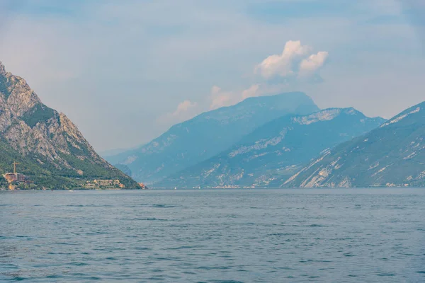 Klippor Vid Lago Garda Italien — Stockfoto