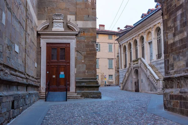 Utsikt Över Gata Den Gamla Staden Bergamo Italien — Stockfoto