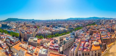 Spai 'deki Sant Agusti kilisesi ile Barcelona' nın hava manzarası