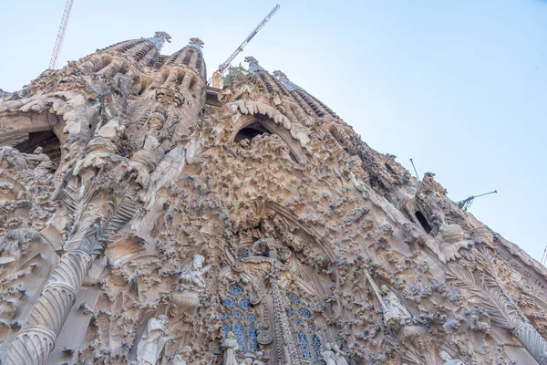 Födelsekyrkan Fasad Sagrada Familia Katedralen Barcelona Spanien — Stockfoto
