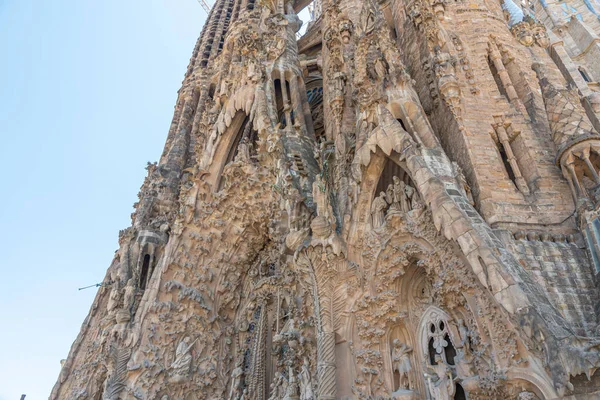 Födelsekyrkan Fasad Sagrada Familia Katedralen Barcelona Spanien — Stockfoto