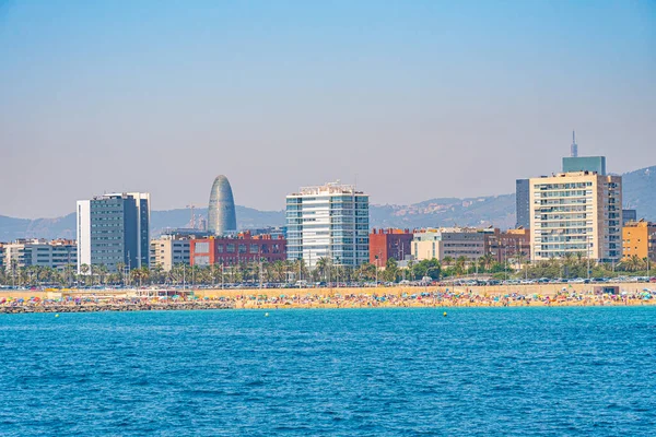 Torre Agbar Gezien Achter Een Strand Barcelona Spanje — Stockfoto