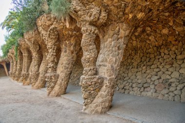 İspanya, Barcelona 'daki Parc Guell' de atari salonu.