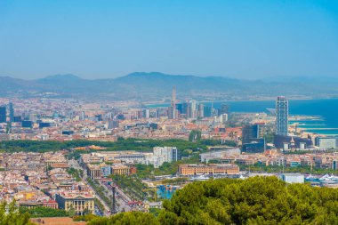 Barcelona, İspanya 'daki Montjuic Hill' den Passeig de Colom 'un hava manzarası
