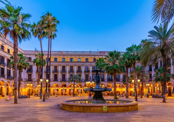 Fuente Placa Reial Barcelona España —  Fotos de Stock
