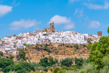 Arcos de la Frontera, İspanya 'nın ünlü pueblos blancos' larından biri.