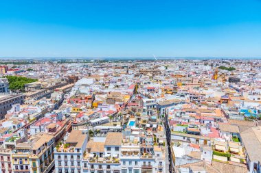 Metropolis Şemsiyesi ve Alamillo Köprüsü ile Sevilla şehir merkezi manzarası, İspanya