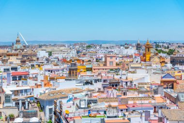 Metropolis Şemsiyesi ve Alamillo Köprüsü ile Sevilla şehir merkezi manzarası, İspanya
