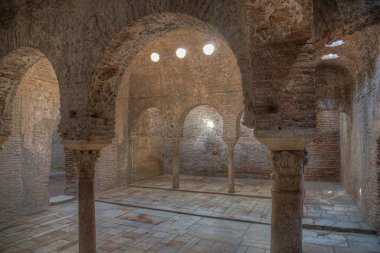 El Banuelo 'nun içi, Granada, İspanya' daki Arap spa evi.