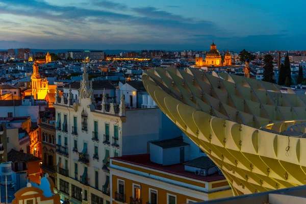 Vista Noturna Das Iluminadas Setas Sevilha Espanha — Fotografia de Stock