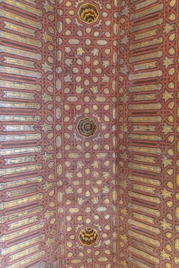 Granada, İspanya 'daki Alhambra Sarayı' nın tavanında.