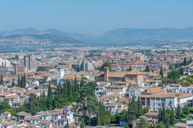 İspanya, Granada 'nın yeni bölgelerinin silueti