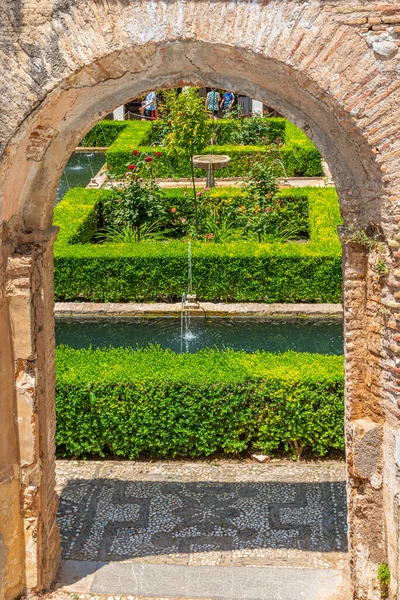 Fontänen Inne Generalife Palats Granada Spanien — Stockfoto