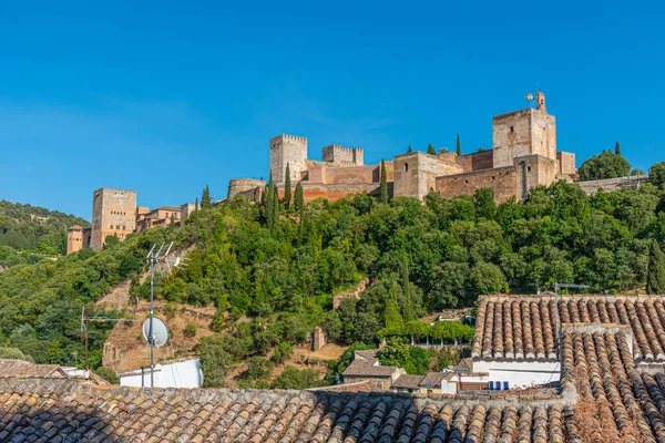 Alhambra全景 阳光明媚的日子 西班牙格拉纳达 — 图库照片