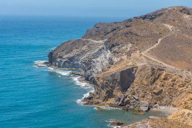 İspanya 'daki Cabo de Gata-Nijar ulusal parkının kıyı şeridi