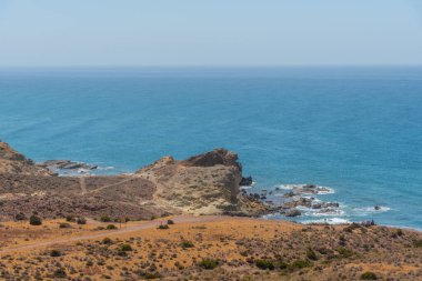 İspanya 'daki Cabo de Gata-Nijar ulusal parkının kıyı şeridi