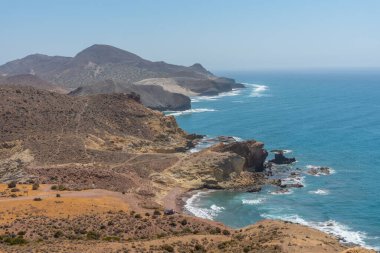 İspanya 'daki Cabo de Gata-Nijar ulusal parkının kıyı şeridi