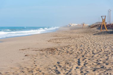 İspanya 'daki Cabo de Gata Ulusal Parkı' ndaki Fabriquilla Plajı