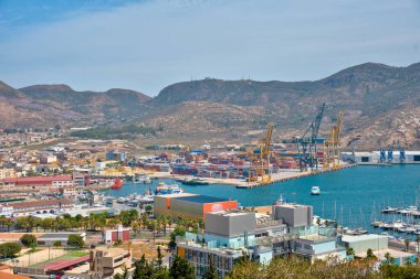 İspanya 'daki Cartagena limanının havadan görüntüsü