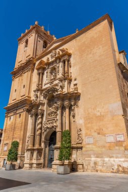 İspanya, Elche 'deki Santa Maria Bazilikası manzarası