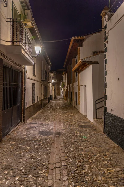 Nachtzicht Een Smalle Straat Wijk Albaicin Granada Spanje — Stockfoto