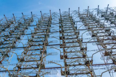 Ukrayna 'daki Radar Duga istasyonunun çelik inşaatı
