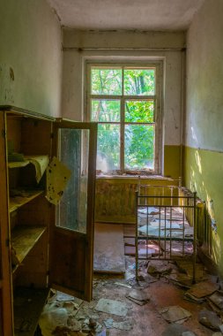 Ukrayna 'nın Çernobil sınırlama bölgesindeki anaokulunun iç kısımları.