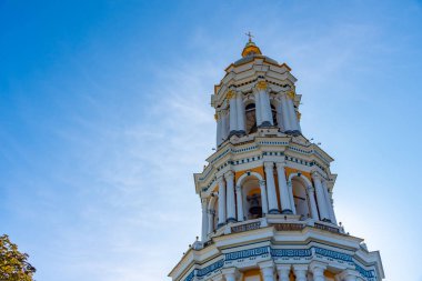 Ukrayna, Kiev 'deki Kyevsko-pecherska lavrasındaki çan kulesi.