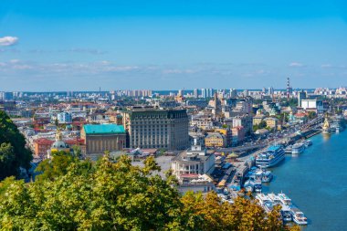 Ukrayna, Kyiv 'deki Dinyeper nehir manzarası