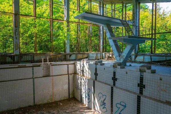 Piscina Rotta Nella Città Pripyat Ucraina — Foto Stock