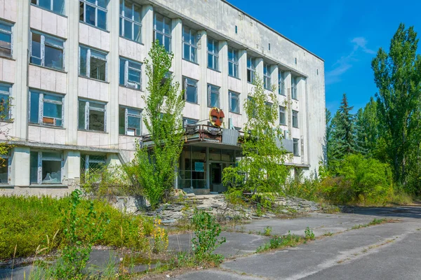 Desolerad Regeringsbyggnad Den Ukrainska Staden Pripyat — Stockfoto