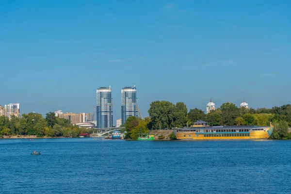 Stadsbilden Kiev Ses Bakom Dnepr Floden Ukraina — Stockfoto